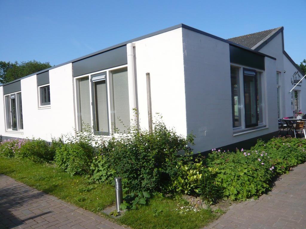 Waddenhoes Gastenverblijven Pieterburen Exterior photo